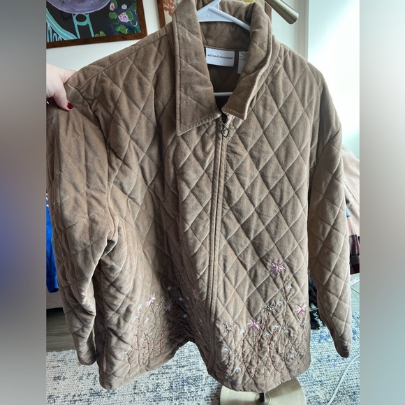 Embroidered Jacket - Picture 2 of 8